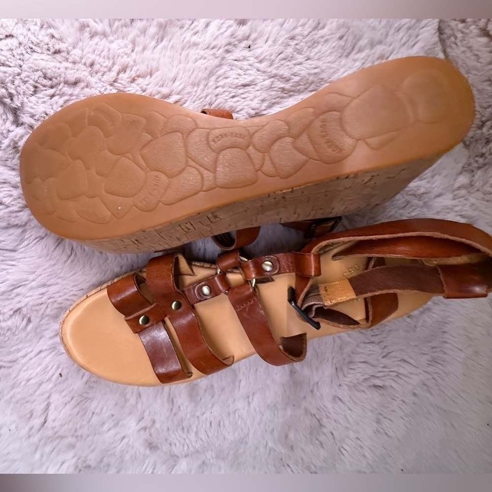 Kork-Ease Sandals 9.5 - Picture 4 of 6
